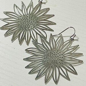 Silver Sunflower Cutout Dangle Earrings Lightweight Floral
